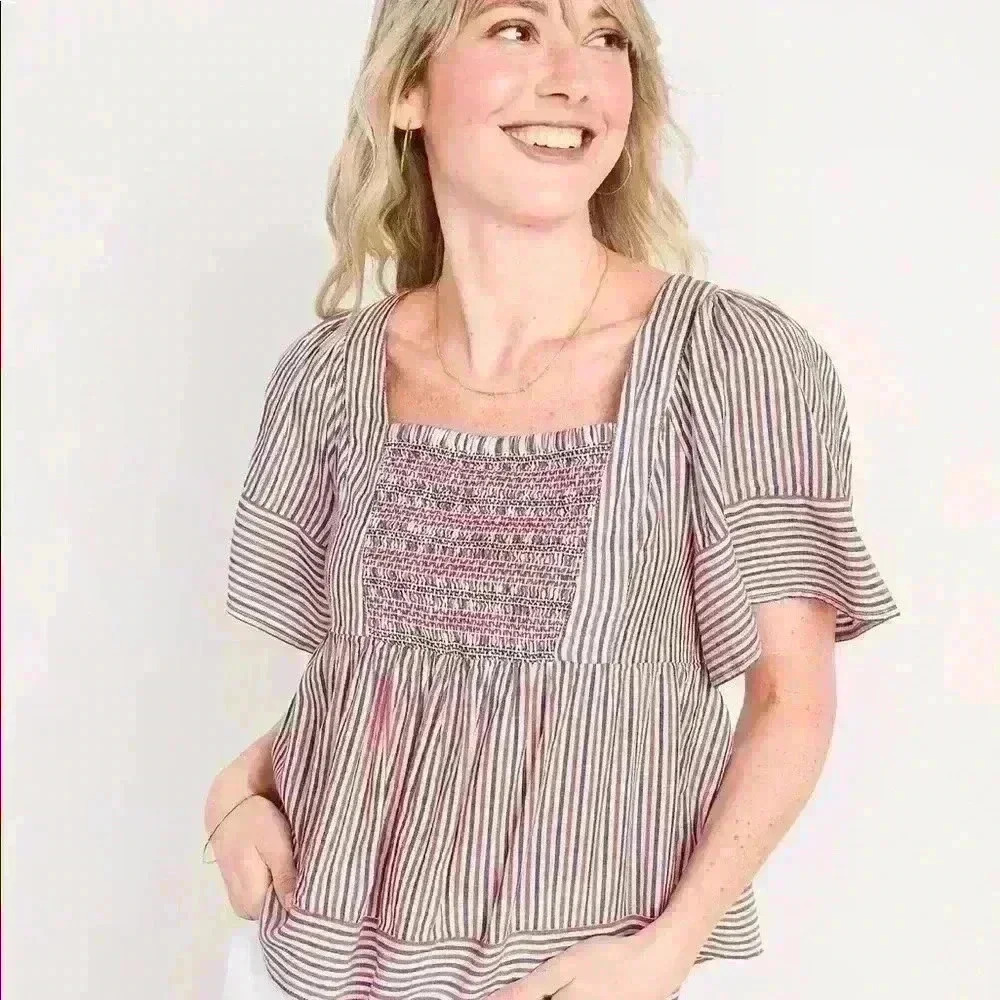 NWT Flutter-Sleeved Striped Smocked Babydoll Swing Blouse, Women Small